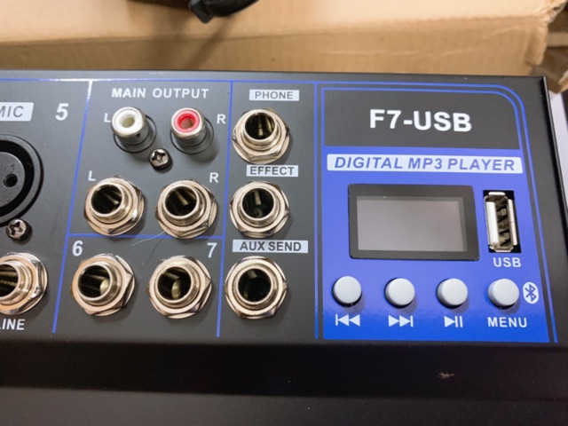 Bộ thu âm Mixer F7 bảo hành 6 tháng