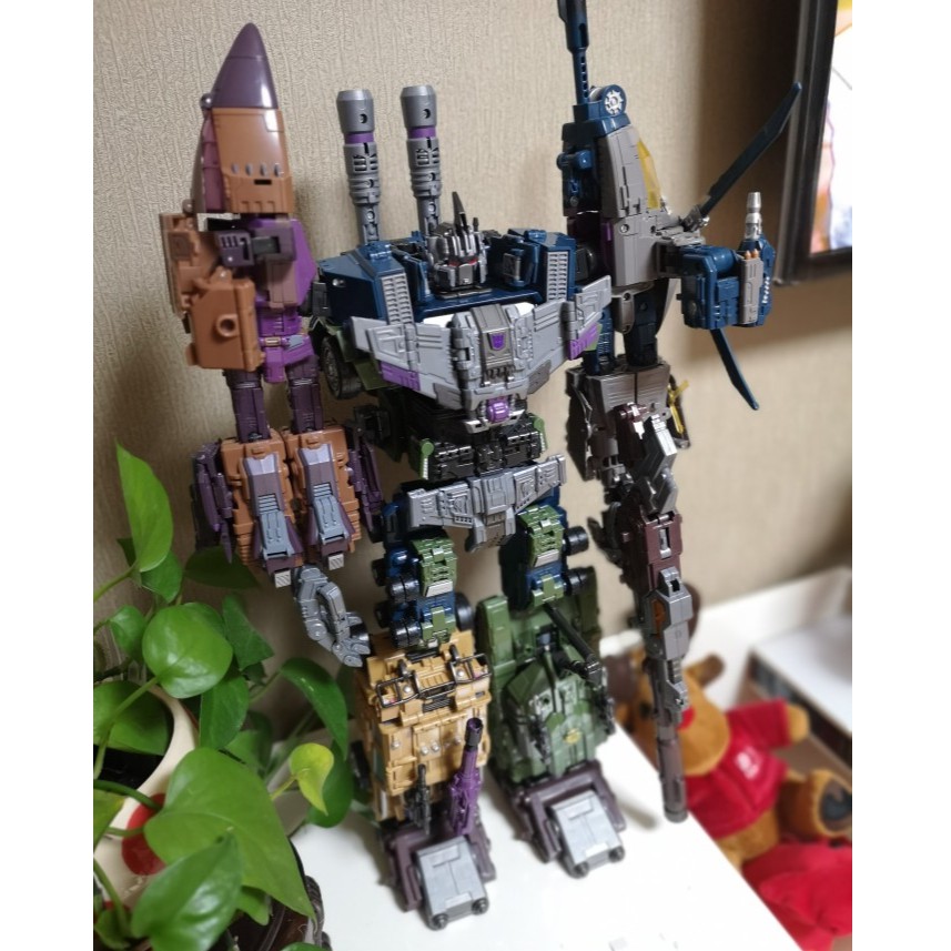 Mô hình Bruticus Jinbao Transformers - Bộ 5 Robot kết hợp