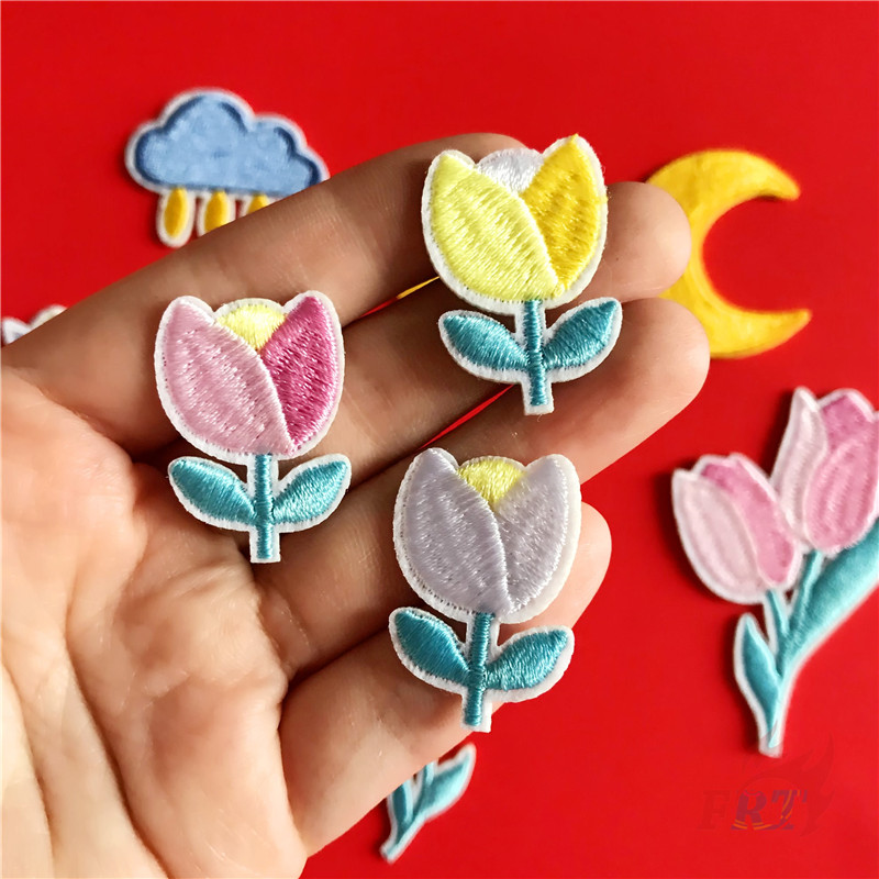 1 Sticker Ủi Thêu Hình Hoa Tulip / Mặt Trời / Mặt Trăng / Đen