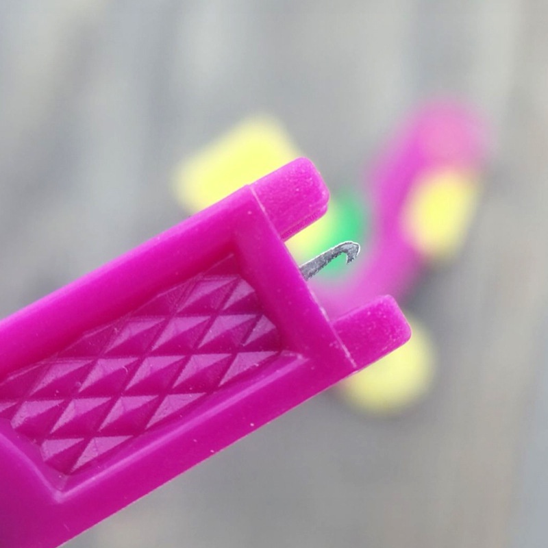 Dụng cụ hỗ trợ xỏ kim khâu tự động tiện dụng, phụ kiện may mặc cao cấp bằng nhựa