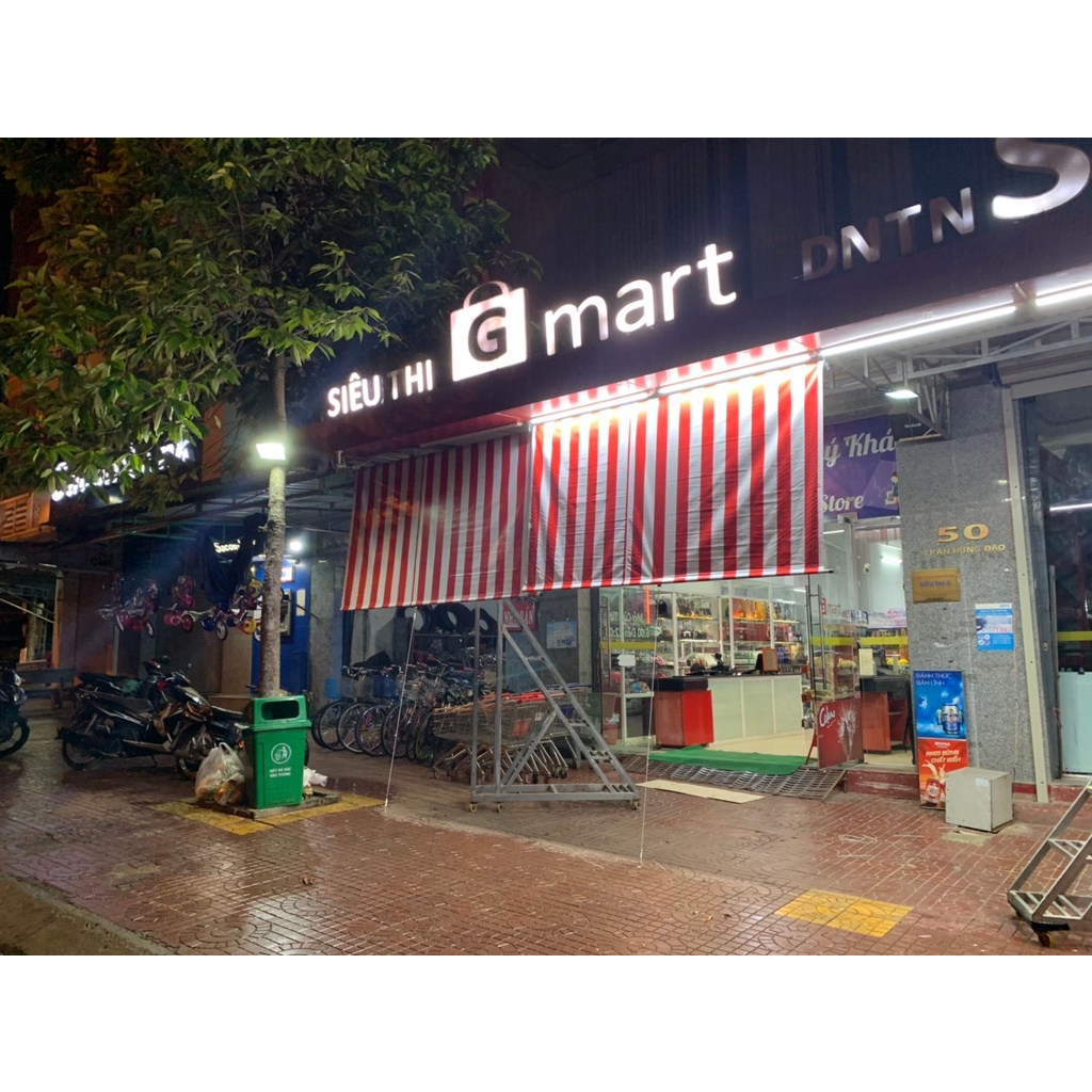 Bạt tự cuốn che nắng mưa