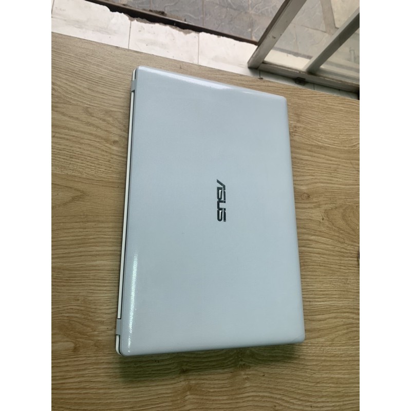 Laptop văn phòng Asus X551c chip core i3-3217U ram 4gb hdd 500gb màn 15,6inh tặng phụ kiện