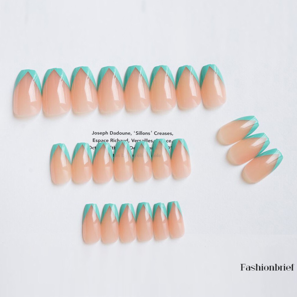 Set 24 Móng Tay Giả Thời Trang Tiện Dụng Cho Nữ