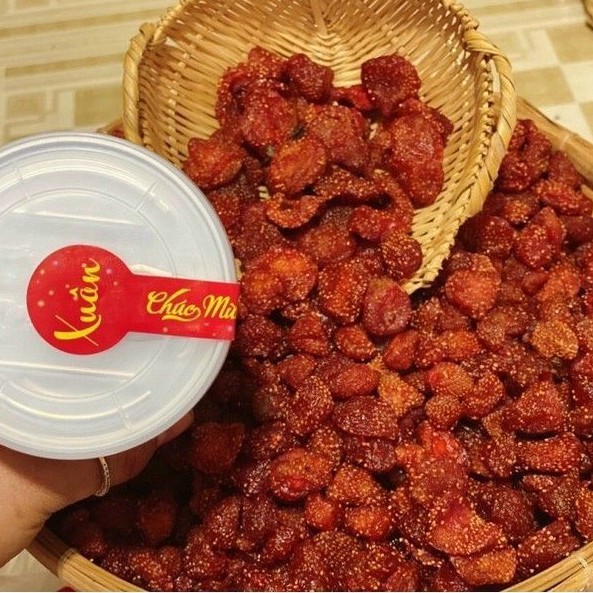 DÂU TÂY ĐÀ LẠT KHÔNG ĐƯỜNG ( HẬU CHUA NGỌT NHẸ)