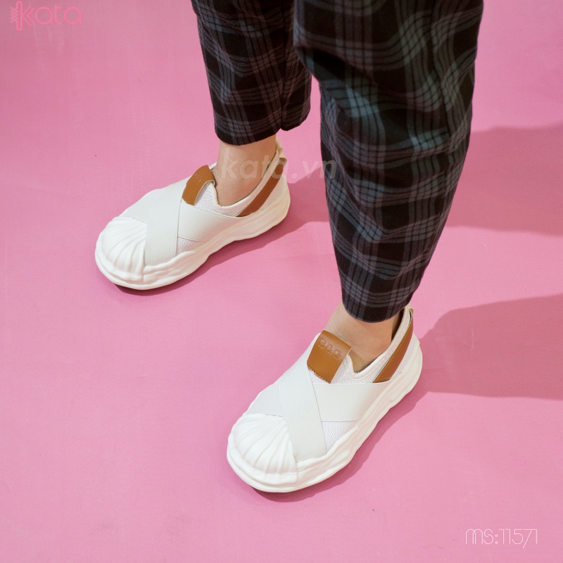 Giày slip on đế bánh mì nữ kata 11571