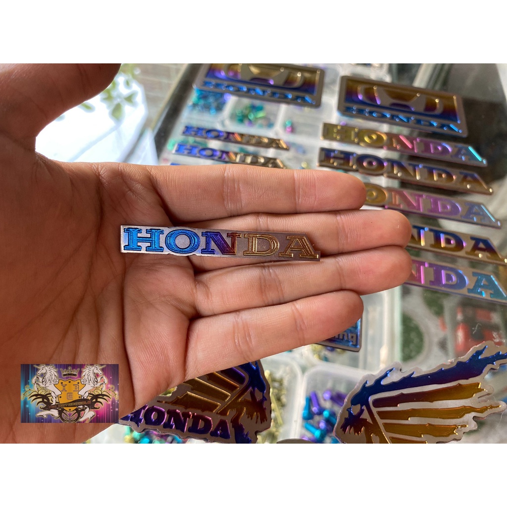 CẶP TEM LOGO TITAN CÁNH CHIM QUỶ HONDA