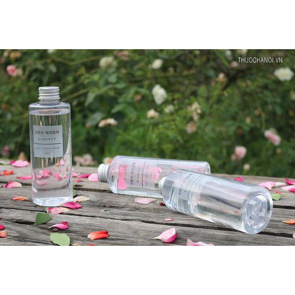 NƯỚC HOA HỒNG MUJI LIGHT TONING WATER