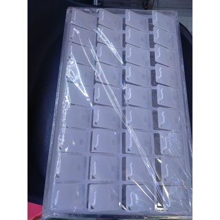khay trưng mặt dây chuyền