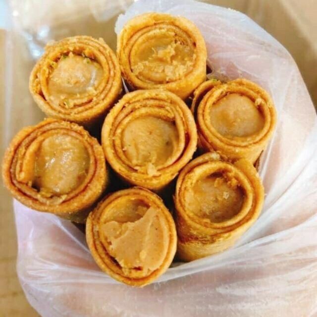 Bánh ống ngò nhân sầu riêng