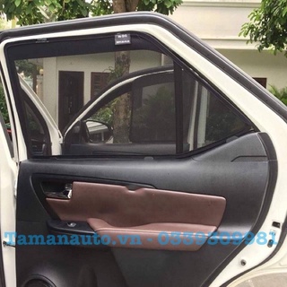 Rèm che nắng xe Toyota Fortuner 2017-2021 cao cấp