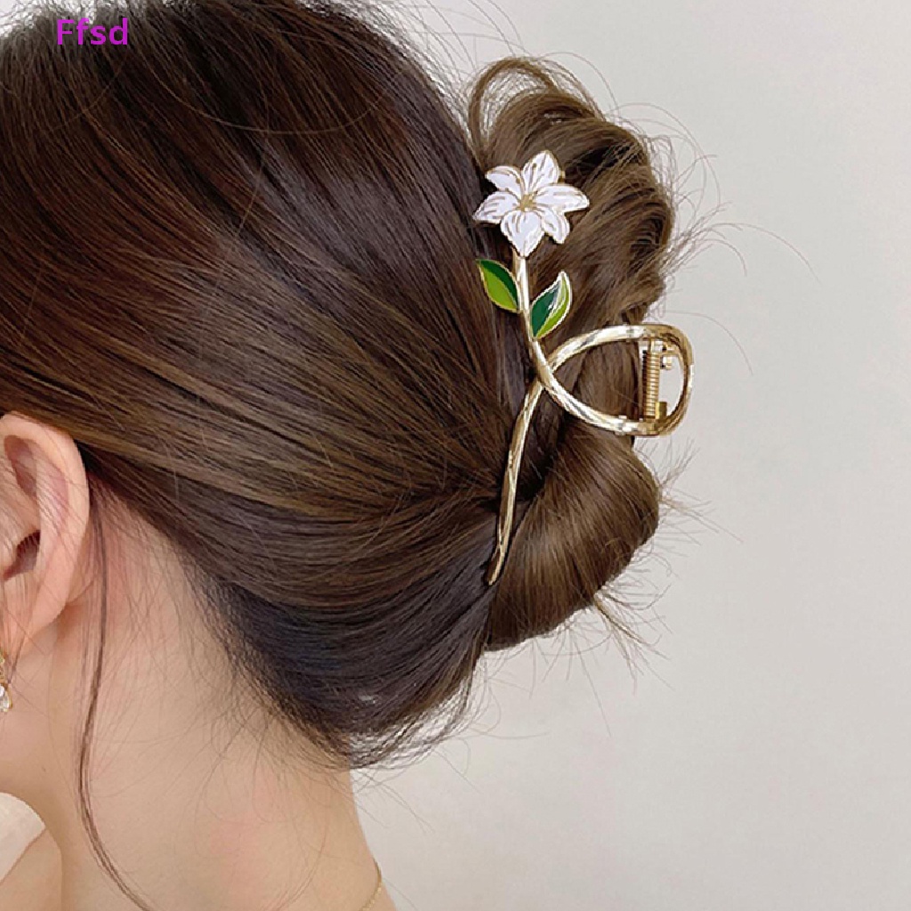 Kẹp Tóc Càng Cua Đính Hoa Lily Xinh Xắn