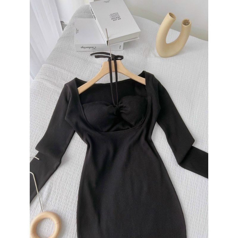 Đầm body tay dài khoét ngực dây đeo cổ( có mút ngực)B.C