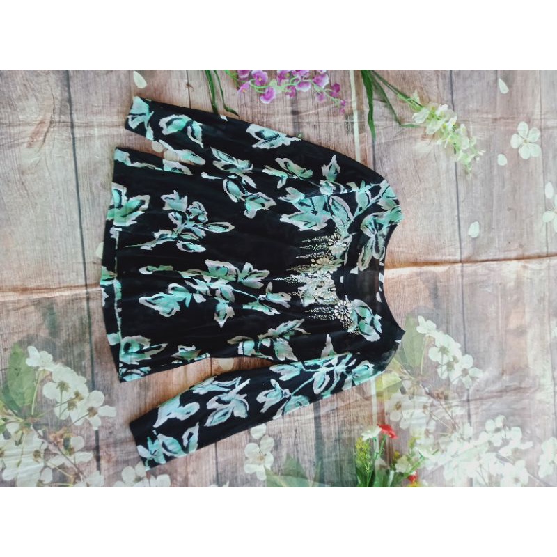 áo kiểu size M, l mặc vừa giá bán rẻ 13k