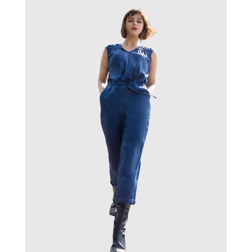 Jumpsuit lụa dài sát nách - 10906063 J-P Fashion