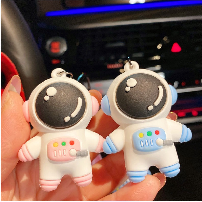 Móc Khóa Hình Phi Hành Gia Hoạt Hình Đáng Yêu