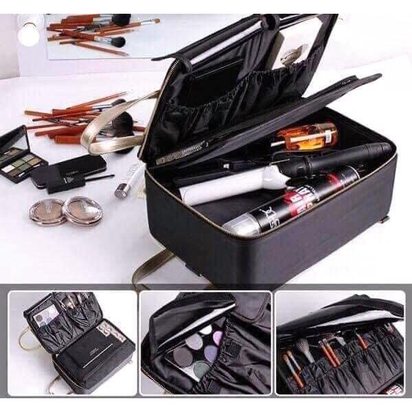 Cốp trang điểm Balo quay vàng rất tiện lợi nhiều ngăn , đựng được mấy là , máy ép chuyên dụng cho makeup