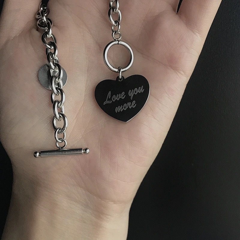 Hàng Mới Về Mới Vòng Tay Thép Titan Mặt Khắc Chữ love Thời Trang