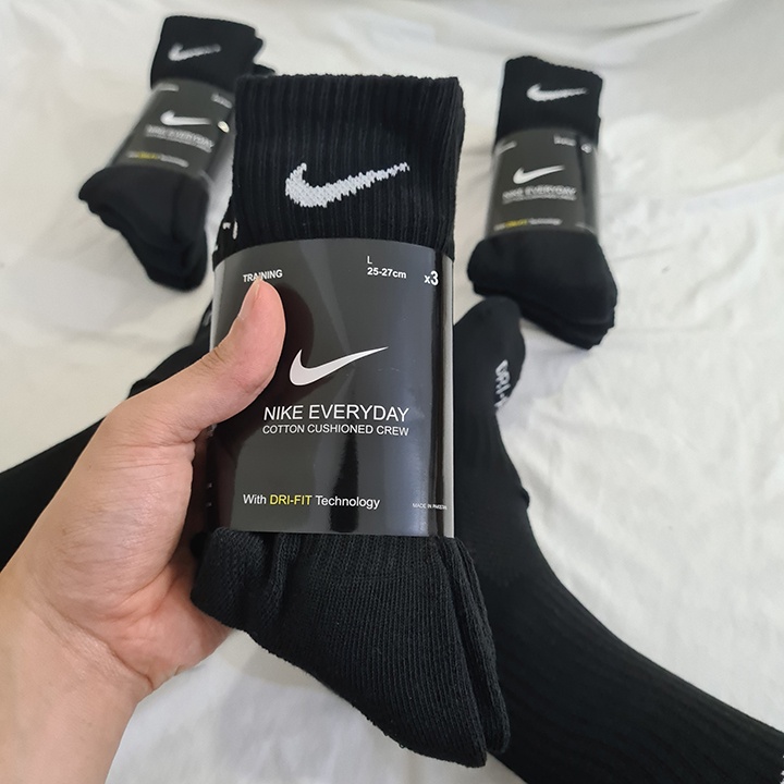 Pack 3 đôi tất thể thao Nike cổ cao DRIFIT màu  đen - Free ship + Quà tặng Loved socks by TatsTats.vn