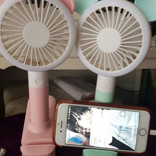 Quạt sạc mini có thêm đế kẹp để bàn