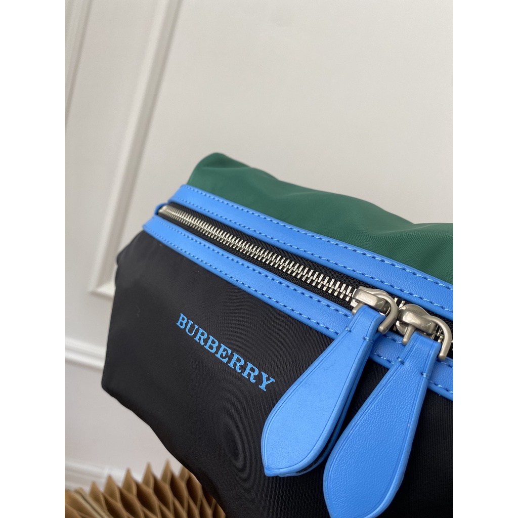 Túi Đeo Hông Burberry Kiểu Vintage Thiết Kế Đơn Giản Cá Tính