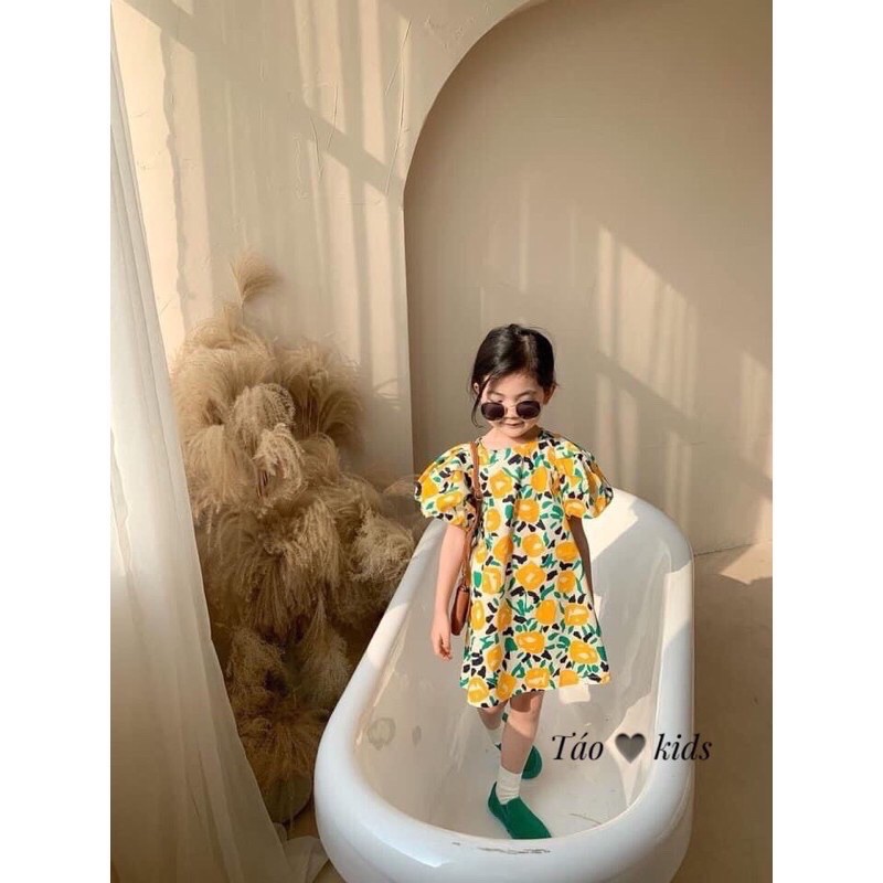 Váy hoa tay bồng bé gái