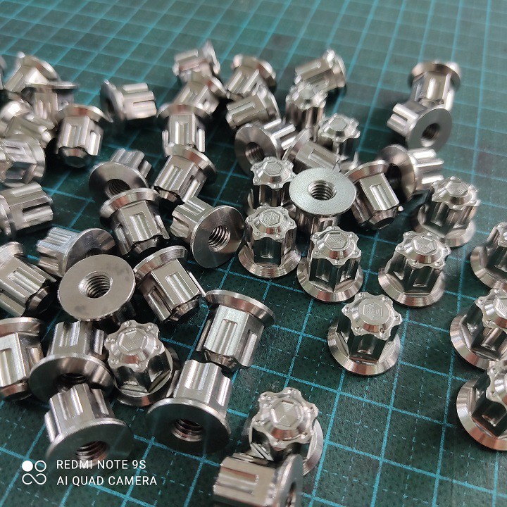 Tán bít đầu INOX - 6li  - gắn nhiều loại xe