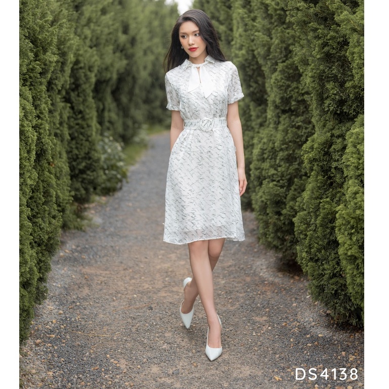 Đầm xòe, cổ đức thắt nơ, đai eo rời Emspo DS4138