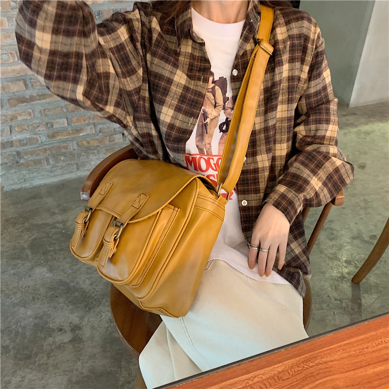 Túi đeo chéo IELGY da bóng sức chứa lớn phong cách retro cho nữ