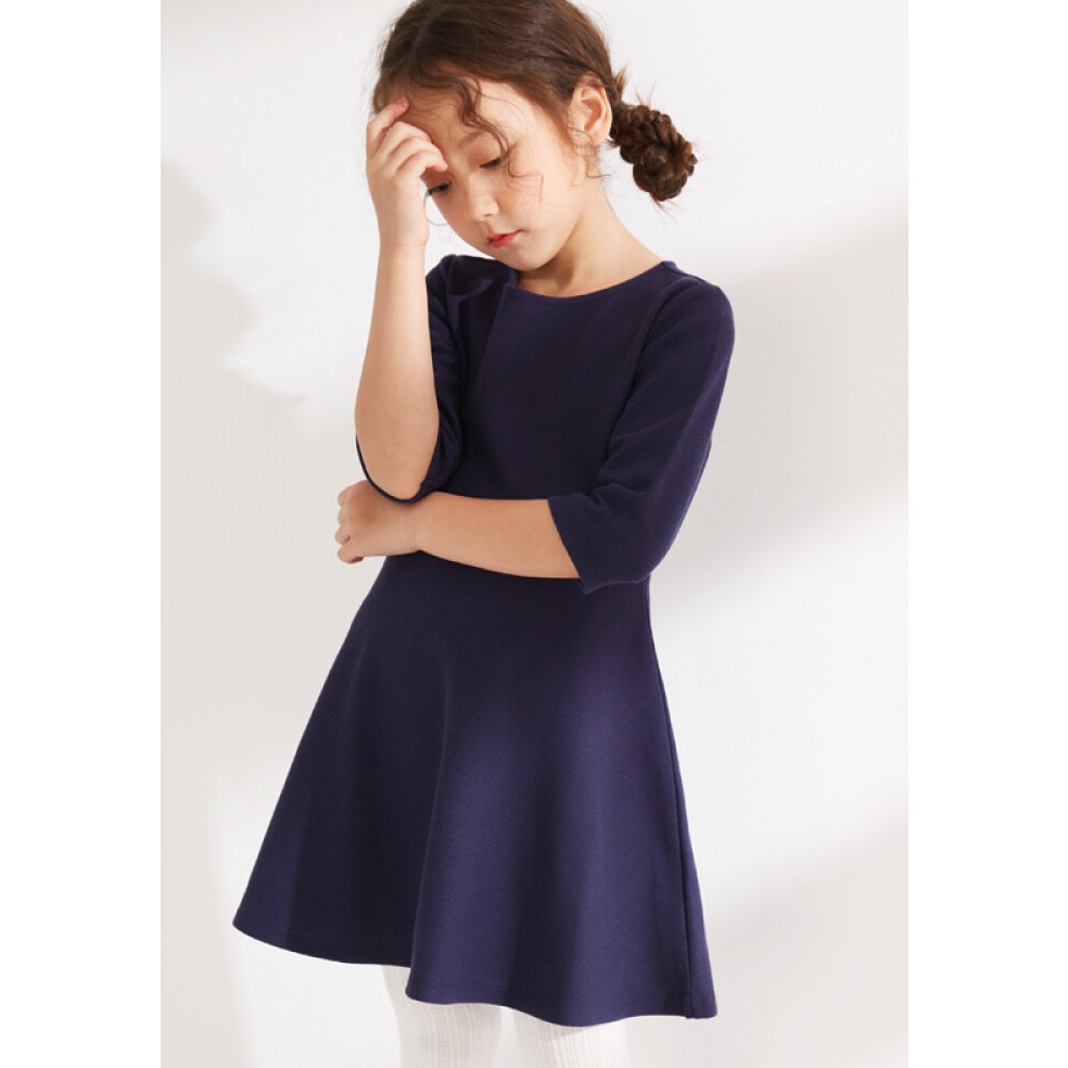 váy thuchất đẹp hàng hiệu cho bé gái 5 tuổi -13 tuổi