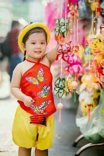 Yếm cô tấm bé gái