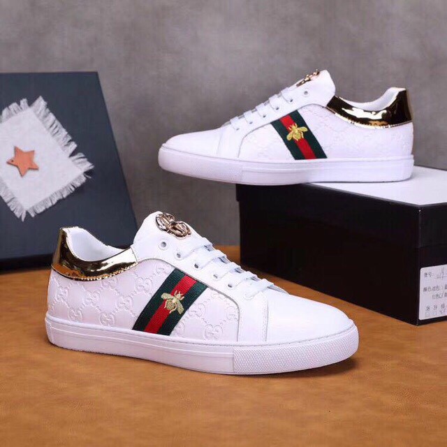 [Mã FAMAYMA2 giảm 10K đơn 50K] Giày thể thao nam thêu ong gót vàng cực kì sang chảnh . | BigBuy360 - bigbuy360.vn