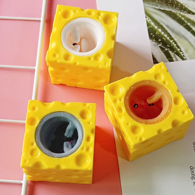 ẾCH NGỒI ĐÁY GIẾNG sóc gốc cây quishy đồ chơi bóp tay Mochi mềm mịn dễ thương chân thực giảm stress co dãn đàn hồi ngộ n