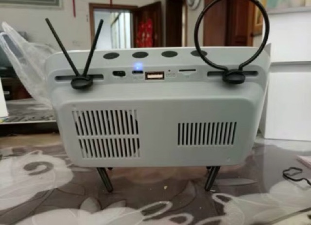 Loa Bluetooth phiên bản tivi mini cổ | BigBuy360 - bigbuy360.vn