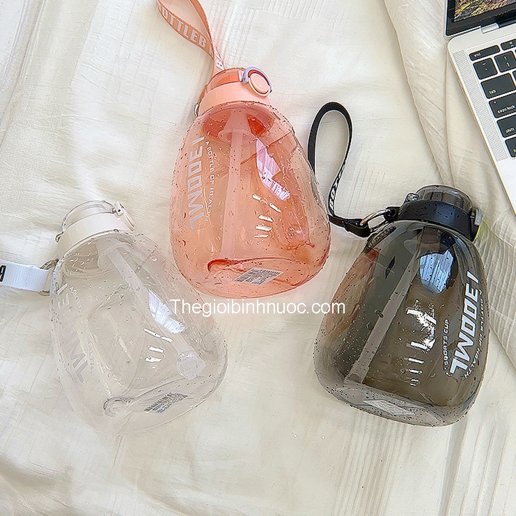 Bình Nước Nhựa PP BPA FREE 1300ML Dễ Thương N232