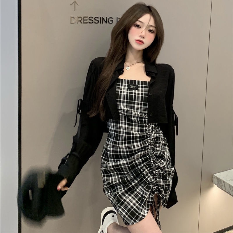 Set Áo Sơ Mi Form Rộng Và Đầm Hai Dây Họa Tiết Sọc Caro Phong Cách Pháp