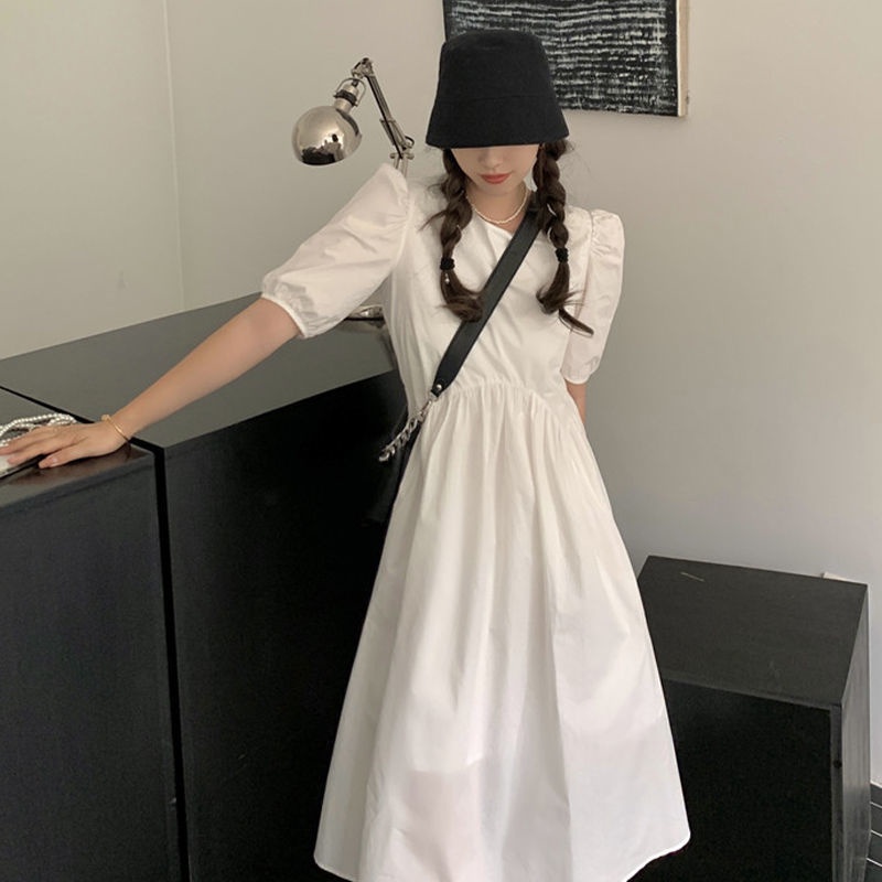Đầm trắng tay phồng chiết eo dáng rộng phong cách Retro Pháp thanh lịch