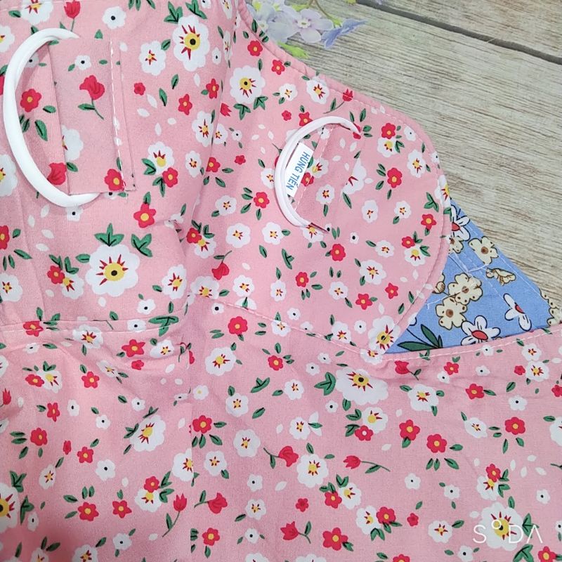 Khẩu trang choàng 2 lớp vải cao cấp dày dặn, giao ngẫu nhiên theo tông màu, hoa văn có thể thay đổi