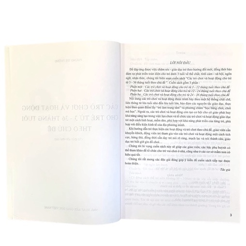 Sách - Các trò chơi và hoạt động cho trẻ từ 3 - 36 tháng tuổi (theo chủ đề).
