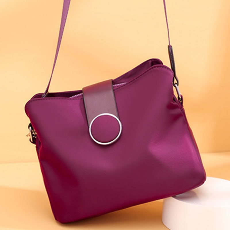 Túi Đeo Chéo Bằng Vải Oxford Chống Nước Sức Chứa Lớn Màu Trơn Có Dây Điều Chỉnh Dành Cho Nữ