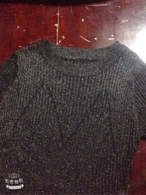 Áo len mongtoghi có nhũ