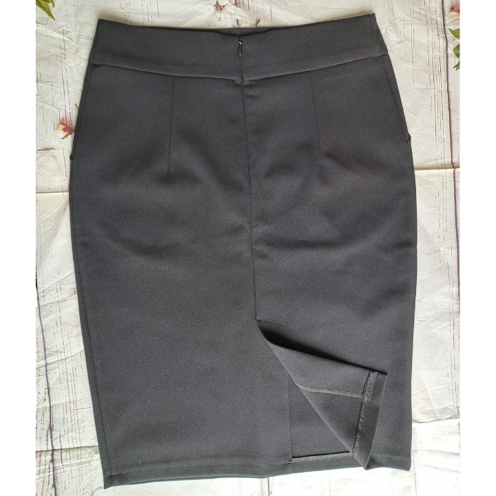 Chân váy công sở ôm xẻ sau thiết kế cơ bản vải tuyết mưa loại 1 màu đen có túi 2 bên CVOD009 | BigBuy360 - bigbuy360.vn