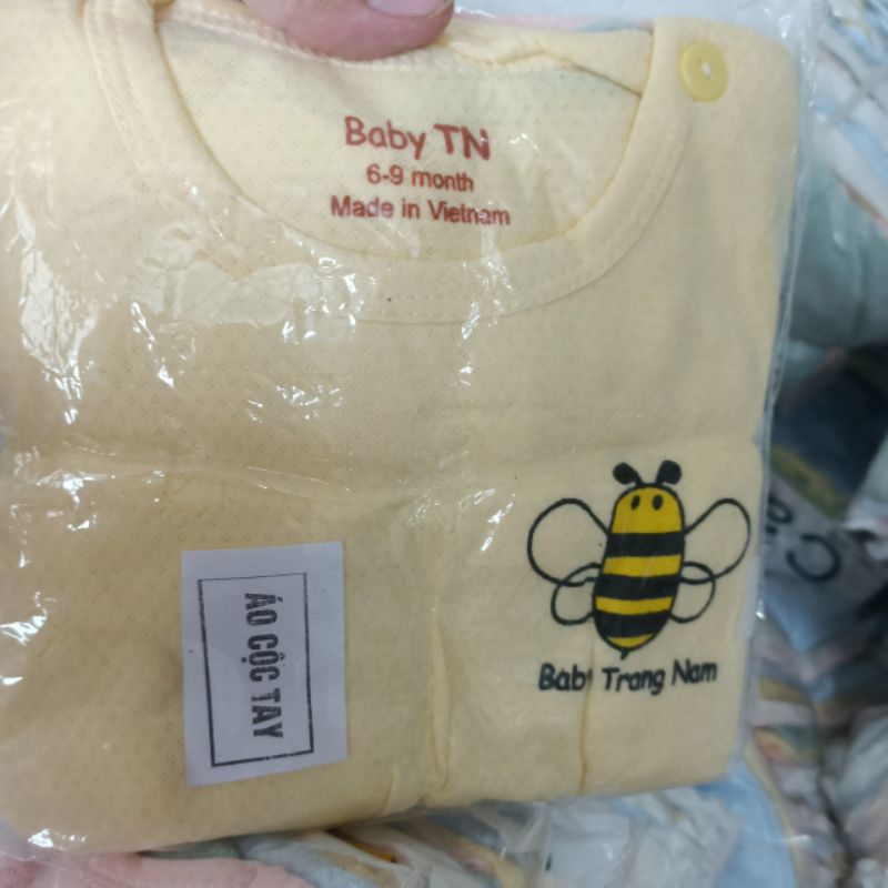 Áo cộc tay thông hơi cài vai mềm mịn cho bé