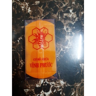Lược nhựa chảy chí