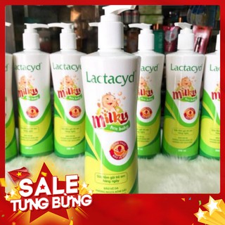 Sữa tắm gội cho bé Lactacyd Milk Vòi 250ml