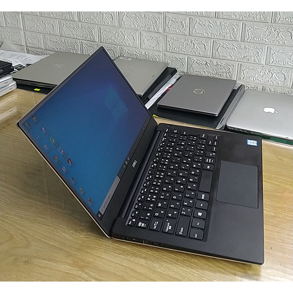 LAPTOP DELL XPS 13-9360 I5-7200U  / 4GB  / 256GB