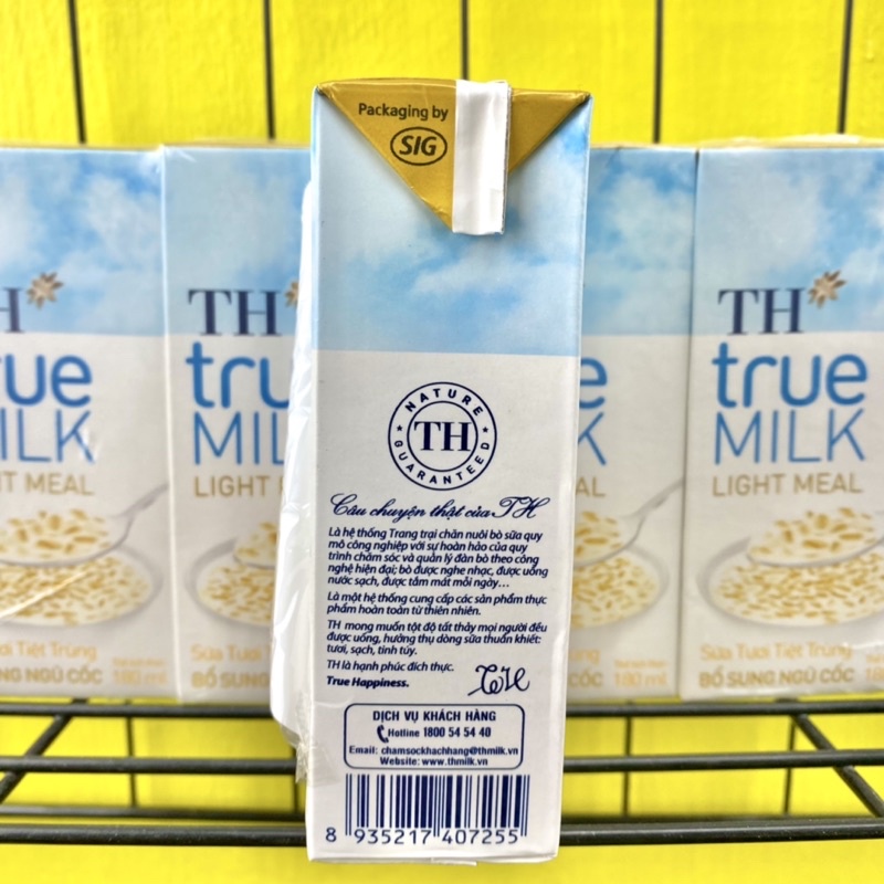 Sữa tươi tiệt trùng TH true MILK ngũ cốc Light Meal 180ml