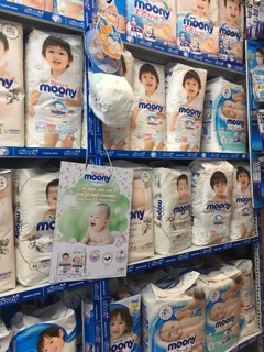 Bỉm - Tã quần Moony Natural size L - 36 miếng (Cho bé 9 - 14kg)