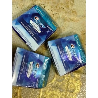 Miếng dán trắng răng Crest 3D white