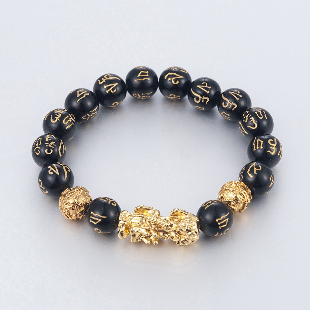 Vòng tay chuỗi hạt tượng trưng cho sự may mắn thời trang