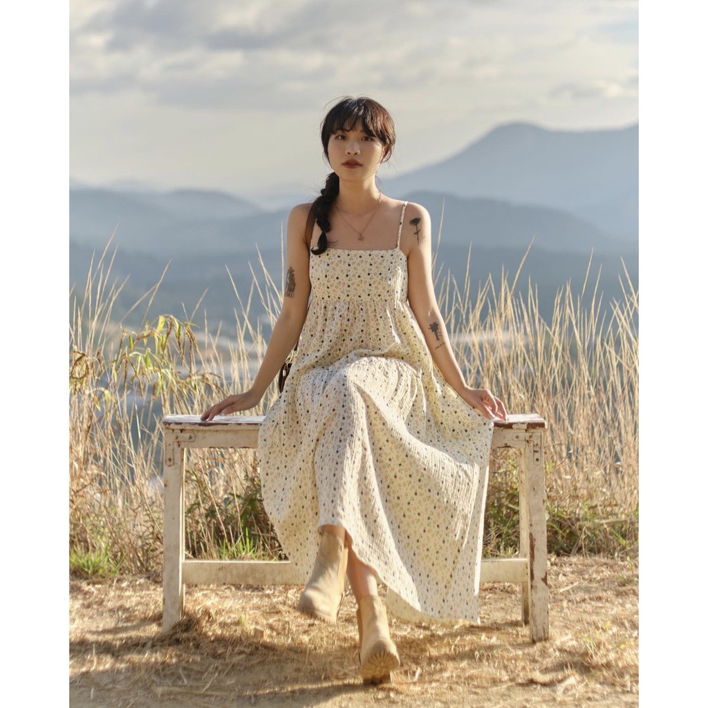 Đầm Hai Dây Dáng Suông Hoa Nhí Màu Vàng Nữ 🎁 Nana's House - FREESHIP 🎁 Váy midi 2s mặc đi biển kiểu Ulzzang | BigBuy360 - bigbuy360.vn